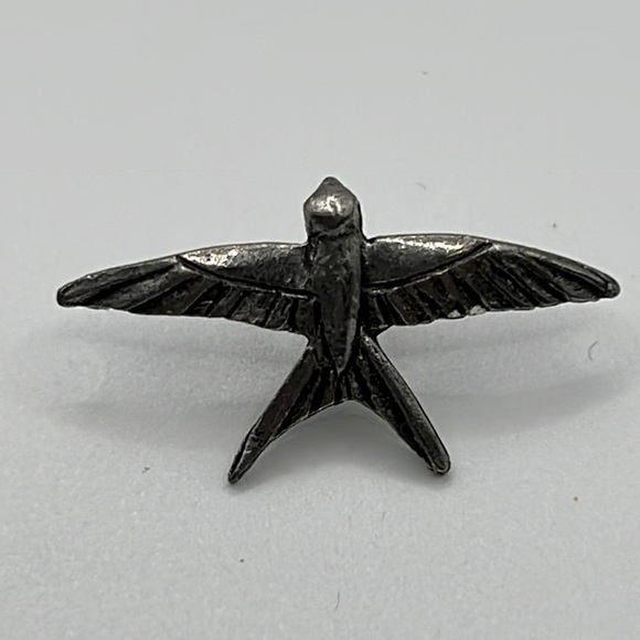 Clift Jewelry - CLIFT PEWTER BIRD PIN